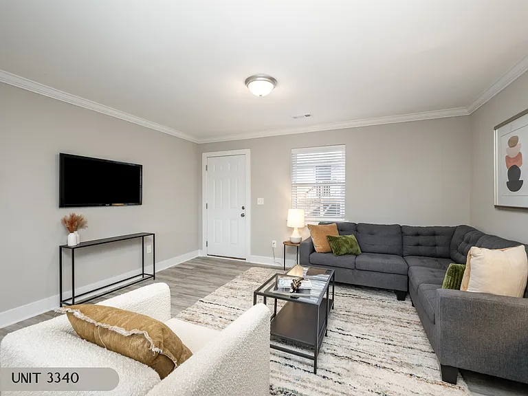 3340 Washburn Ave — Photo 32