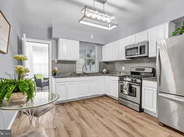 617 N Curley St, Baltimore, MD 21205