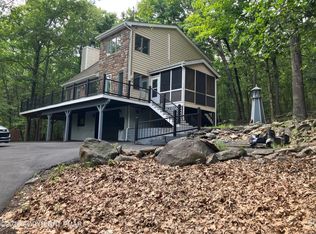 2100 Scarborough Way, Bushkill, PA 18324
