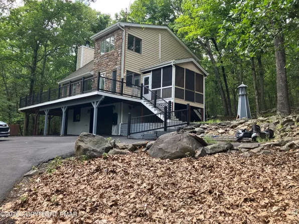 2100 Scarborough Way, Bushkill, PA 18324