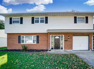 35 Walnut Pl, Springboro, OH 45066