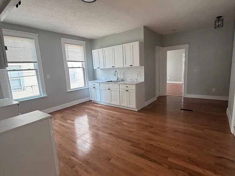 185 Winthrop Ave #1 — Photo 4
