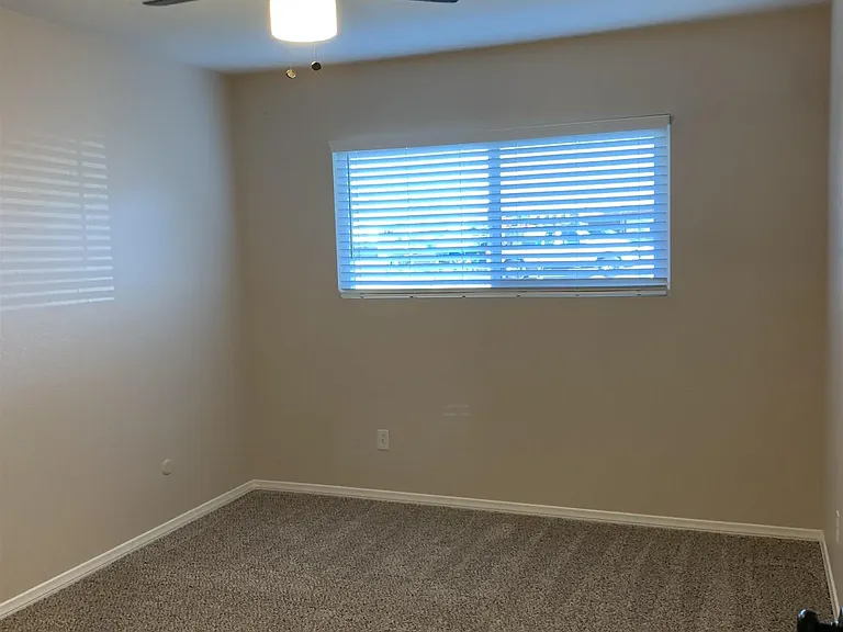 10343 Lunar Ln — Photo 9