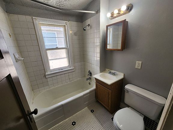 5th image of 4458-4460 N 65th St #4458