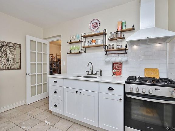 3rd image of 95 Sedgewick Avenue #4E