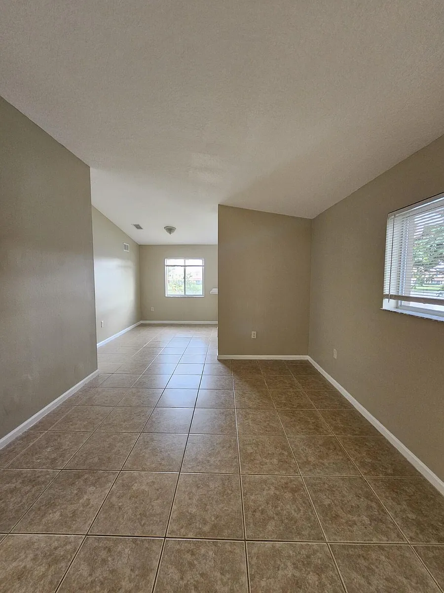 Building Photo - 3490 Briar Bay Blvd #206