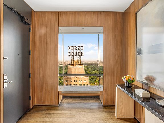 2nd image of 157 W 57th St APT 47C