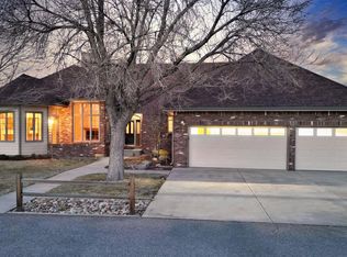 10962 N Chatfield Dr, Littleton, CO 80125