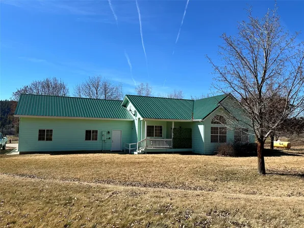 19 Terrace Dr, Plains, MT 59859