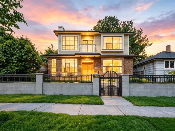 1225 Hazelton St, Vancouver, BC V5K 4H8