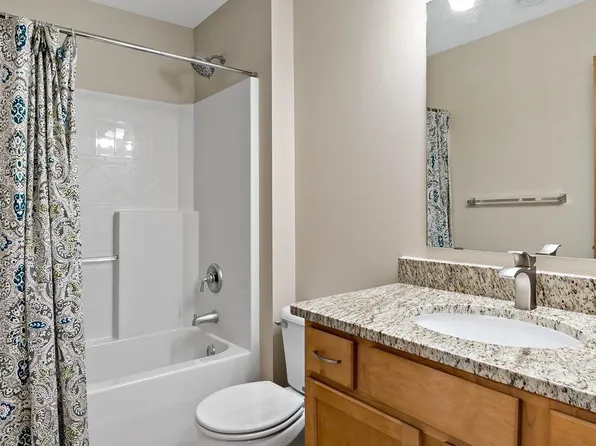 340 Spring St, Saint Paul, MN 55102