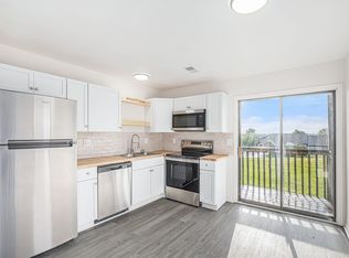 519 Sky Vue Dr APT B, Raymore, MO 64083
