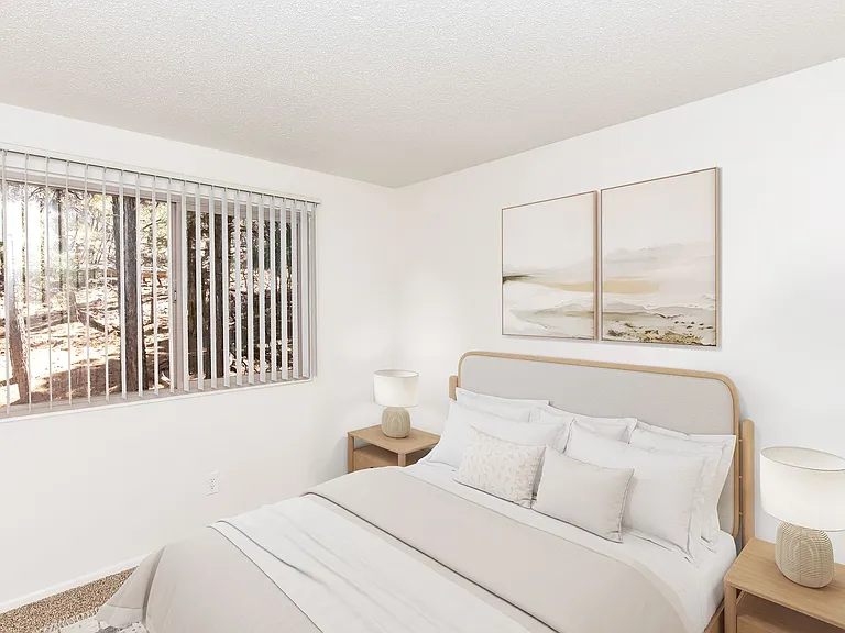 Skyline Lofts — Photo 19