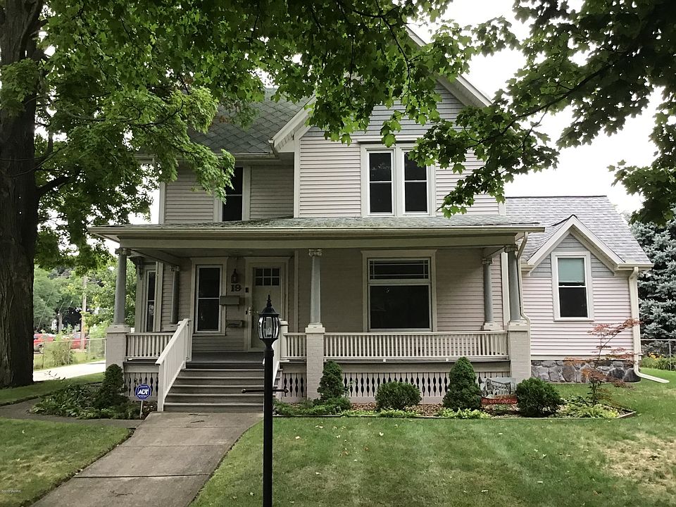 1st image of 19 Garrison Ave