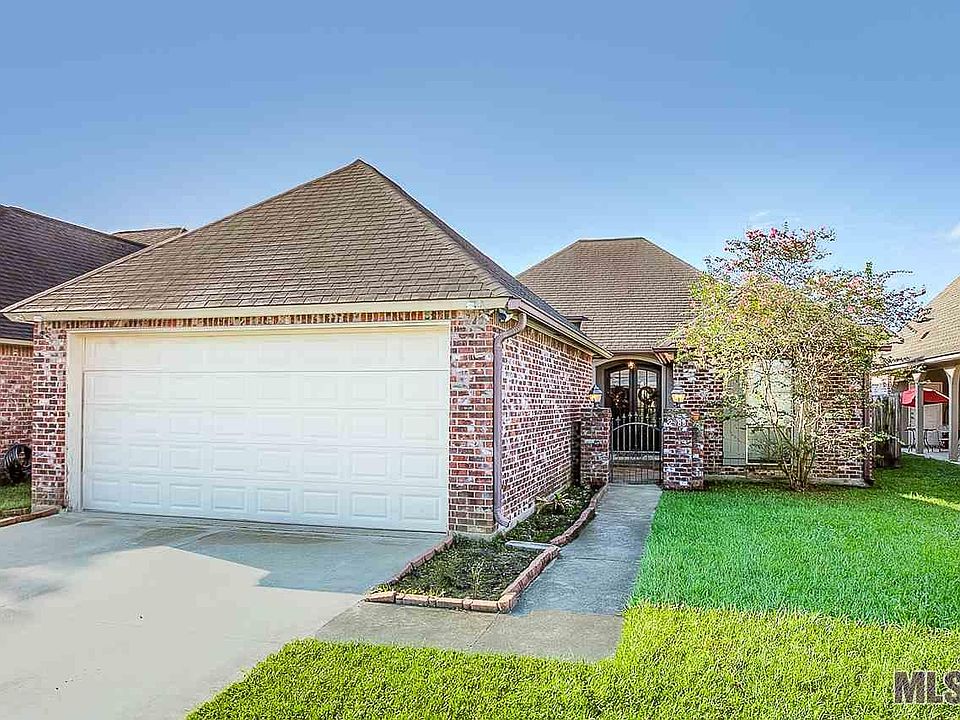 1st image of 2688 Old Towne Dr