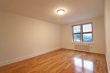 Sold by Pantiga Group