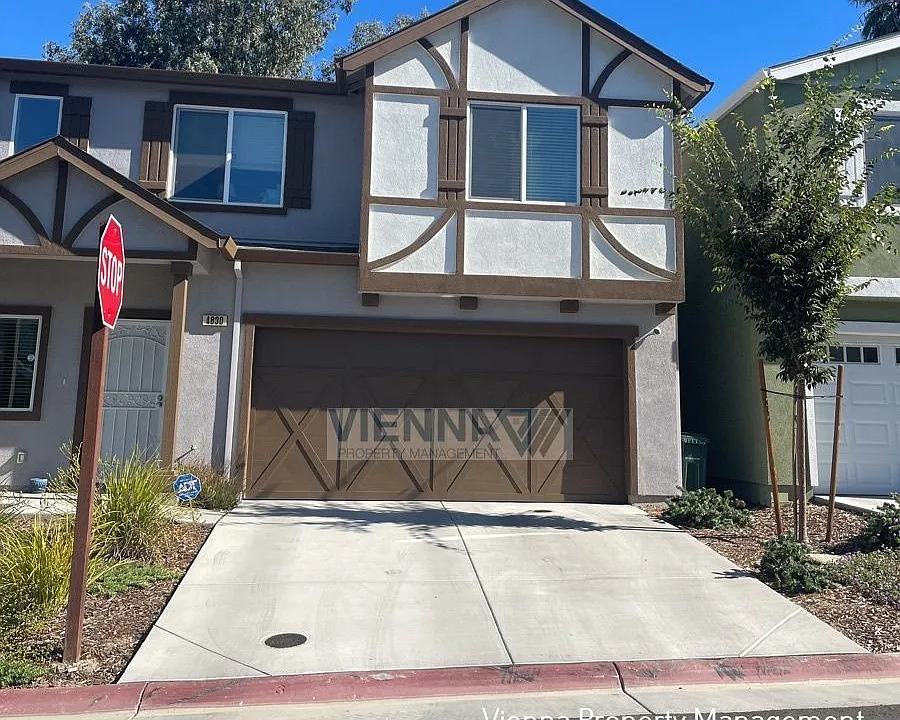 4830 Morgera Ln