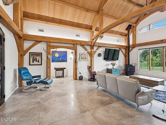 15th image of this home