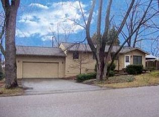 4090 Circle Blvd, West Bloomfield, MI 48323