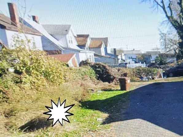 Btw 800 802 Center St, Cambridge, MD 21613