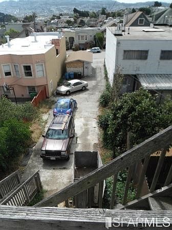 2nd image of 320 Hearst Ave
