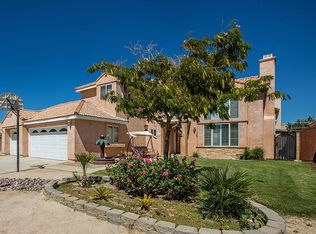 5747 Barcelona Dr, Palmdale, CA 93552