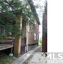 13302 ThomsonB.jpg