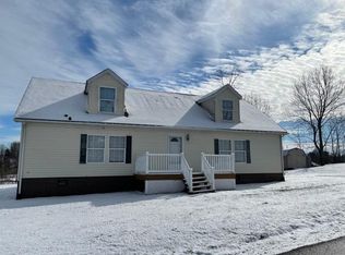13 Stonegate Dr, Summersville, WV 26651