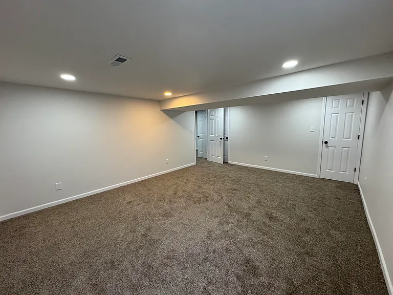 1427 Austin Ave — Photo 23