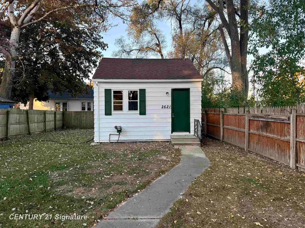 2621 S Niagara St, Saginaw, MI 48602
