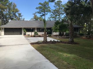 80 Gloucester Rd, Hilton Head Island, SC 29928