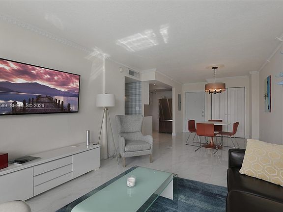 5th image of 1345 Lincoln Rd APT 1003