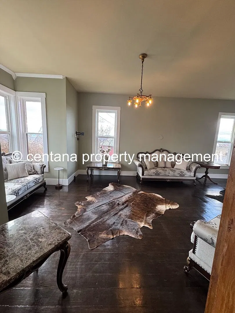 Fully Furnished Property with Flexible Leasing! — Photo 4