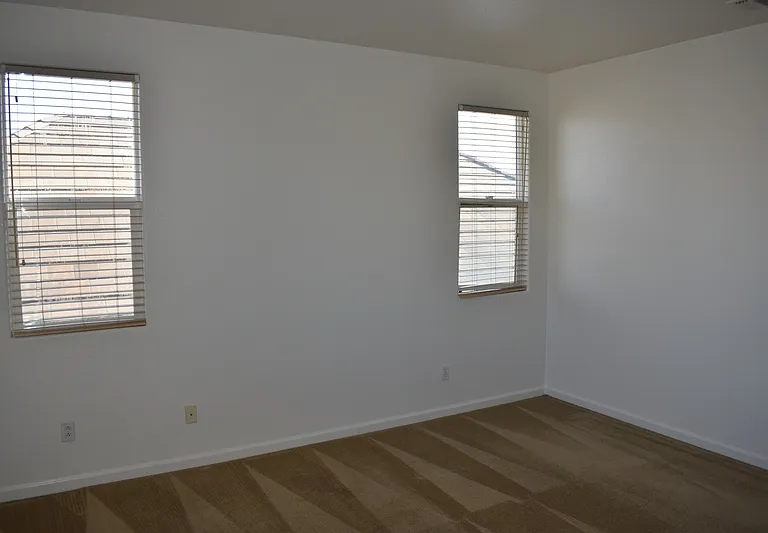 455 Beckman Way — Photo 16