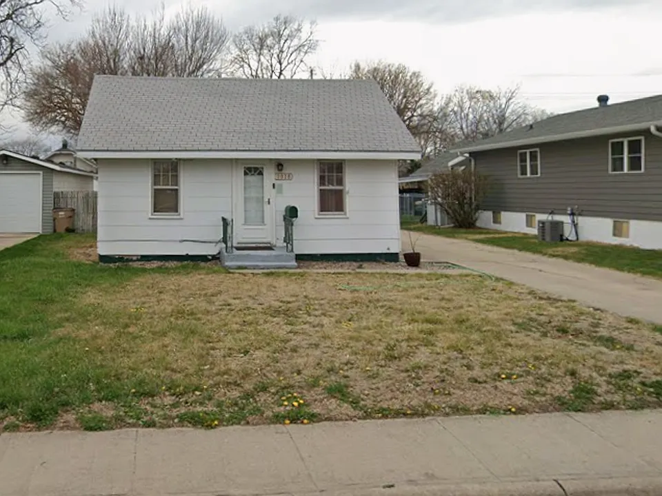 1018 S Pine St