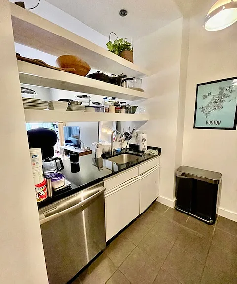 84 Prince St #5A — Photo 8