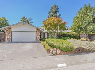 621 Marina Cir, Davis, CA