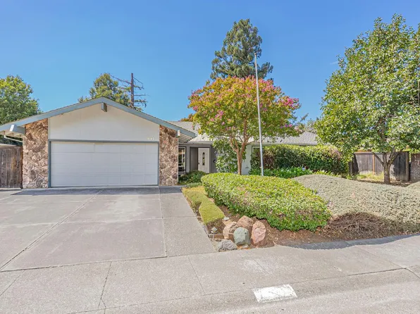 621 Marina Cir, Davis, CA 95616