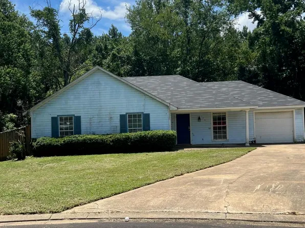 125 Dogwood Hill Dr, Florence, MS 39073