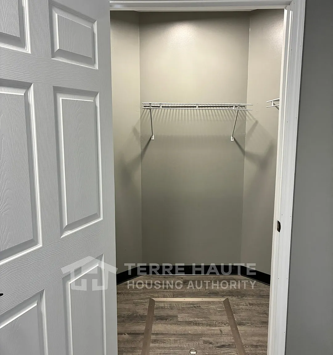 3 bed, 1120 sqft, $900 — Photo 4
