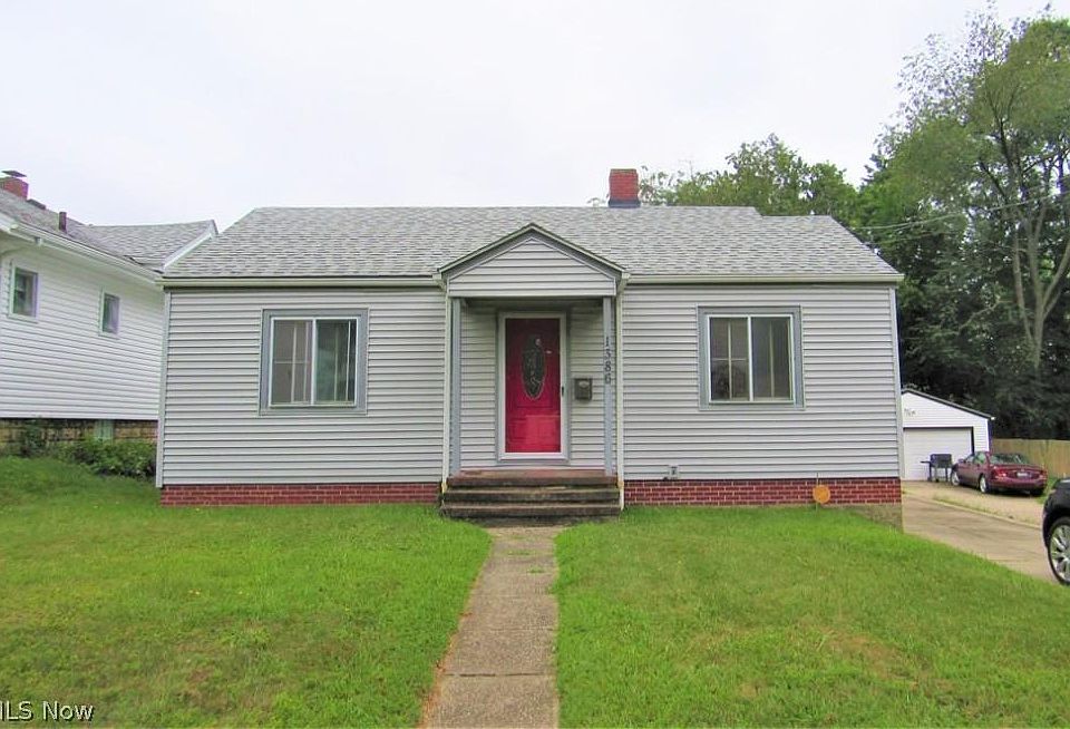 1st image of 1386 Ottawa Ave