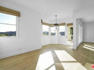 2020 Palisades Dr, Pacific Palisades, CA 90272