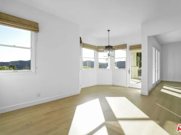 2020 Palisades Dr, Pacific Palisades, CA 90272