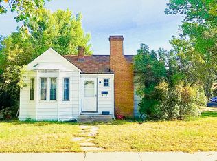 819 Ord St, Laramie, WY 82070