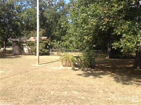 2nd image of 702 6th St