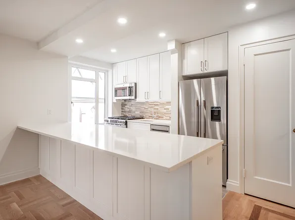 20 East 35th Street 4A image 3 of 10
