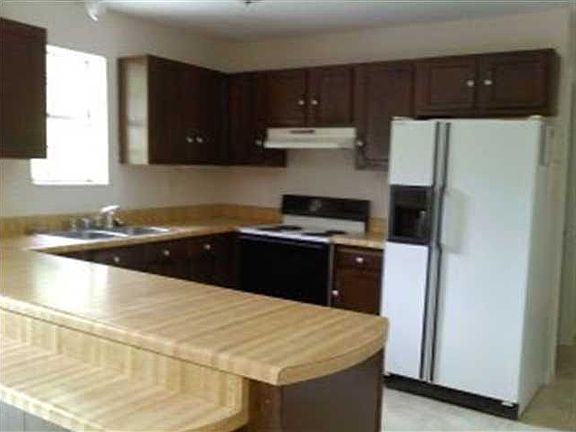 4th image of 120 Mountainside Ln