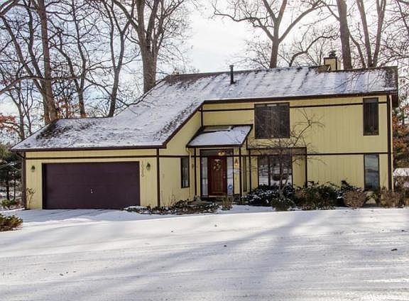 5th image of 10350 Royal Oak Ct