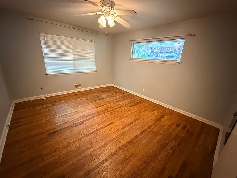 1373 Markan Dr NE #B — Photo 3