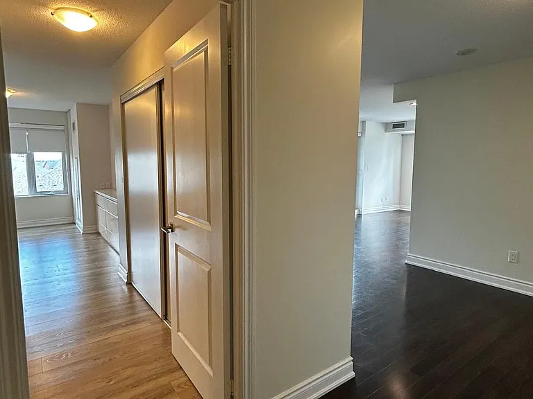 233 S Park Rd #611 — Photo 12